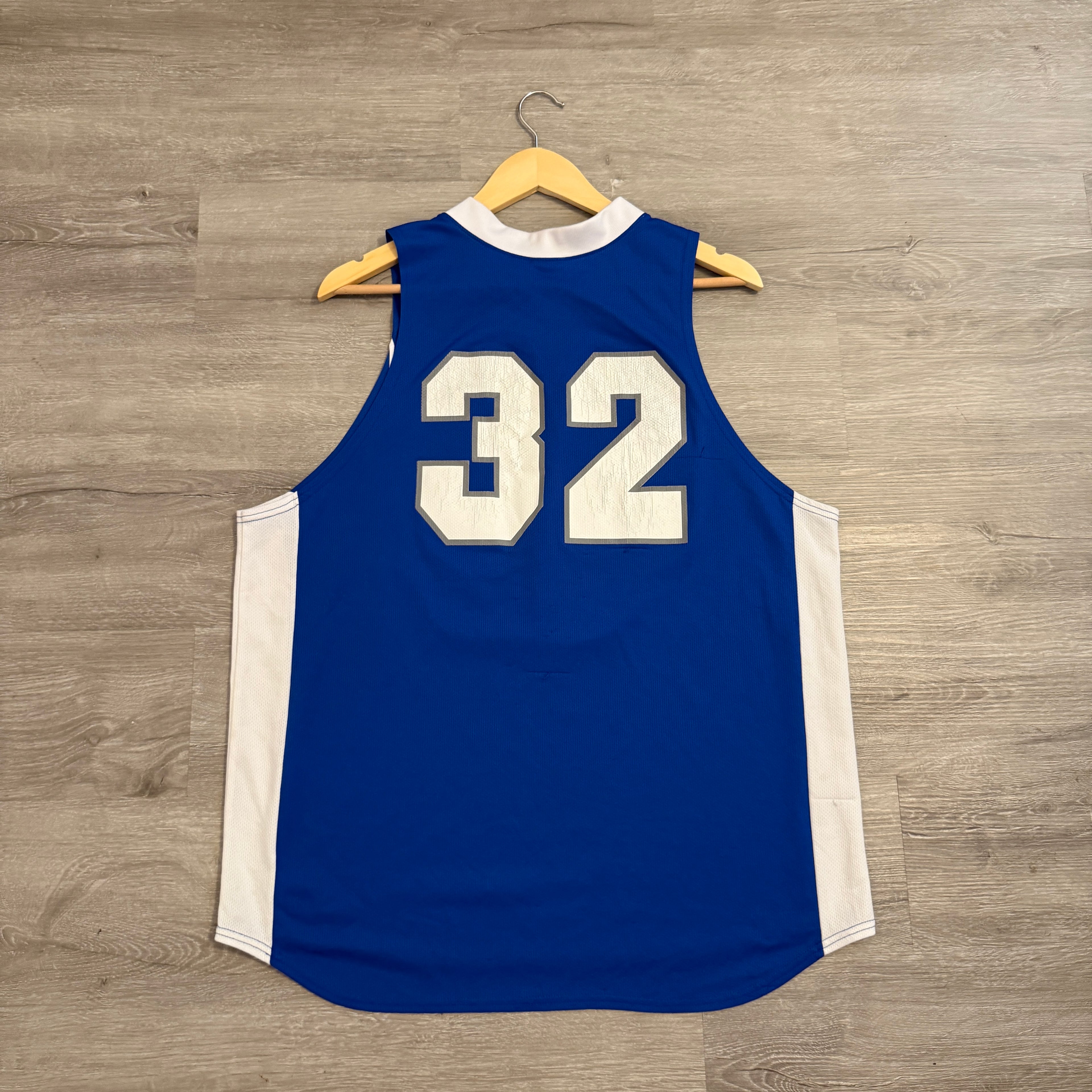 Kentucky Wildcats Basketball Jersey Large