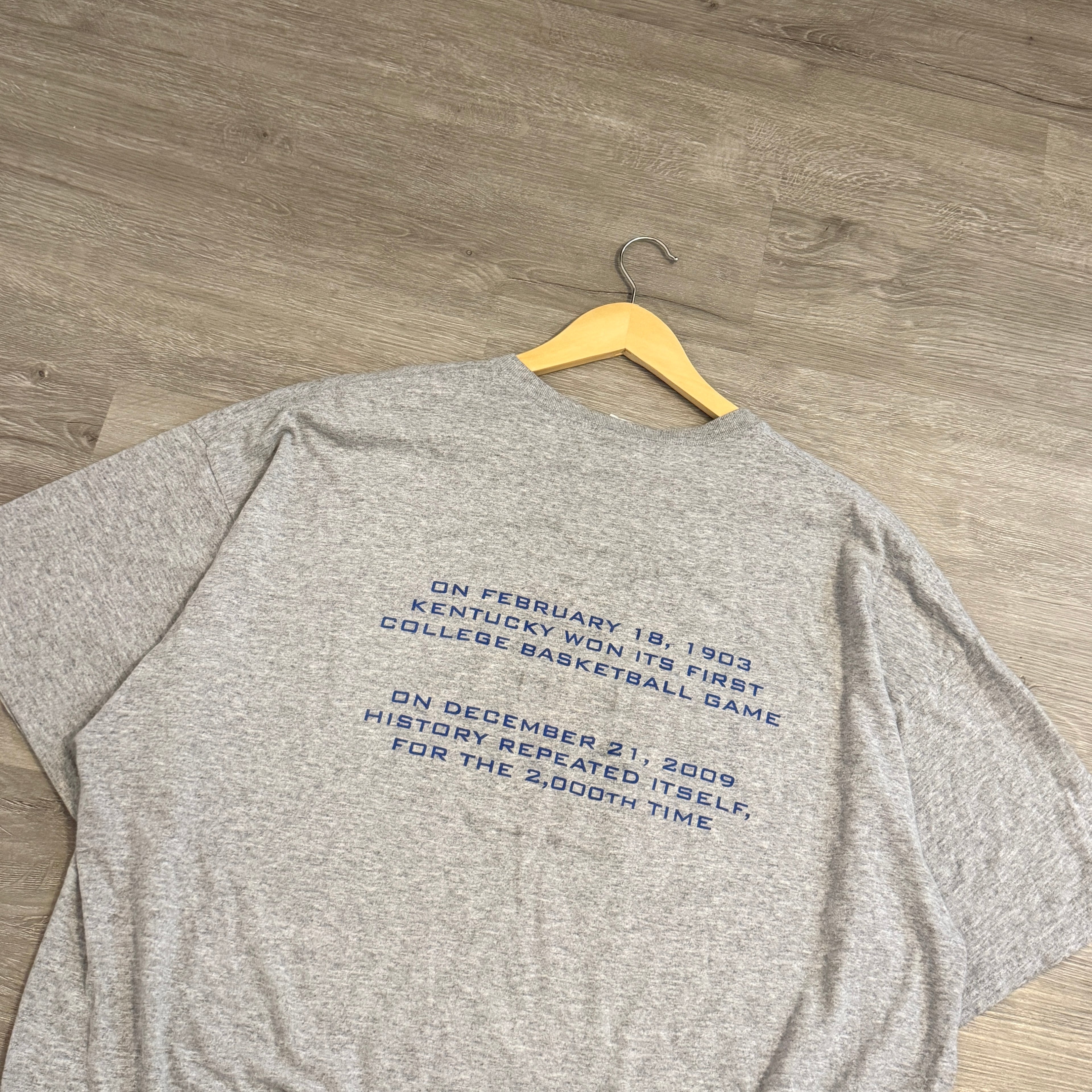 2009 UK-2K Kentucky Wildcats Graphic T Shirt XXL