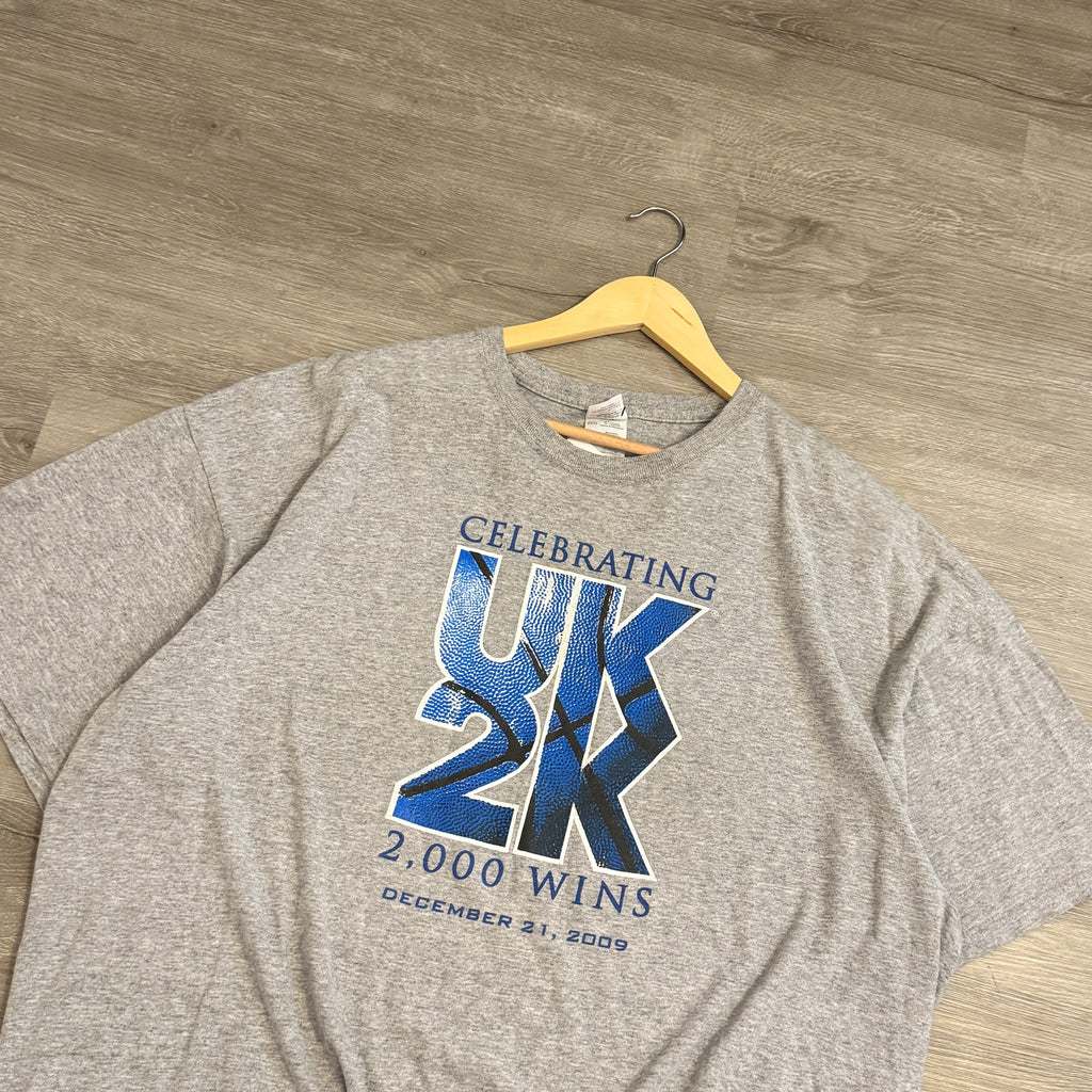 2009 UK-2K Kentucky Wildcats Graphic T Shirt XXL