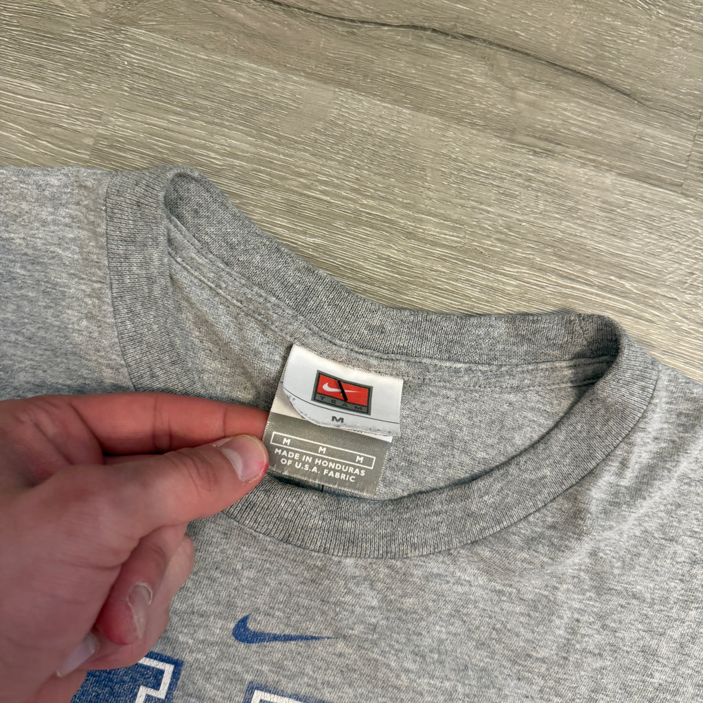 90s Kentucky Wildcats Nike T Shirt Medium