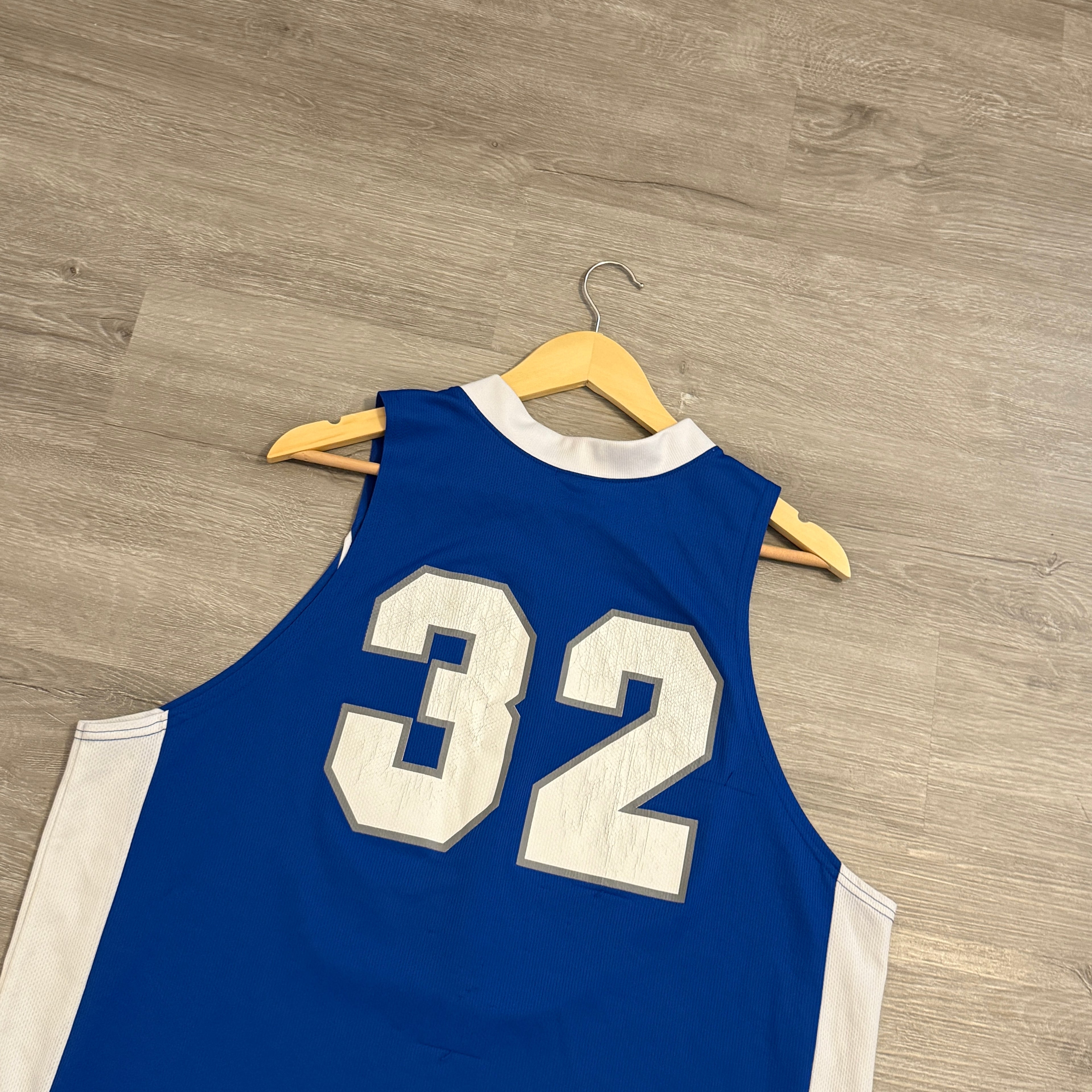 Kentucky Wildcats Basketball Jersey Large